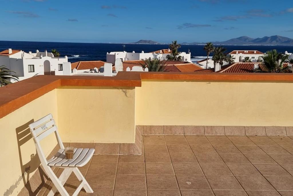 Gilda: Beautiful Spacious Apartment. Seaview From Rooftop Terrace Corralejo Exterior photo