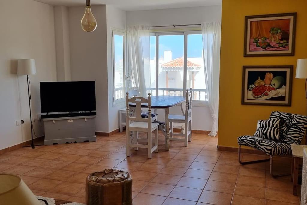 Gilda: Beautiful Spacious Apartment. Seaview From Rooftop Terrace Corralejo Exterior photo