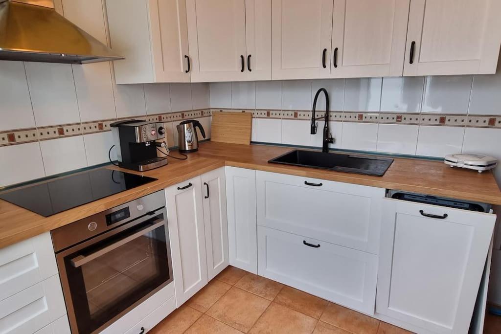 Gilda: Beautiful Spacious Apartment. Seaview From Rooftop Terrace Corralejo Exterior photo
